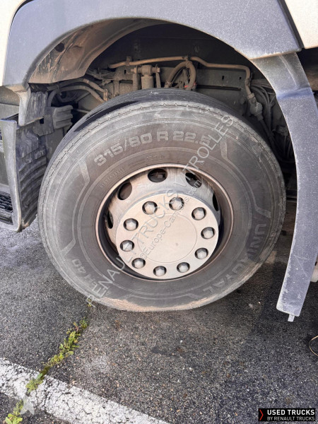 Traktor Renault