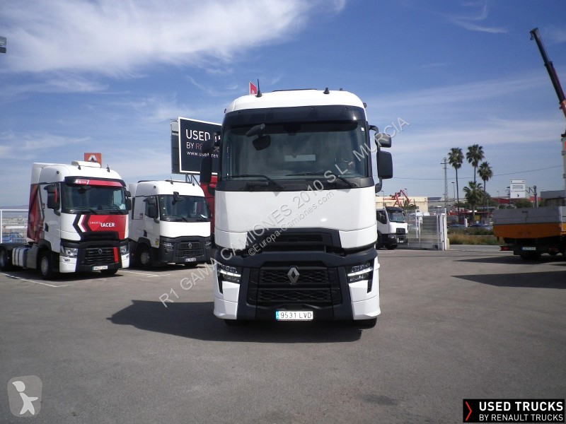 Traktor Renault