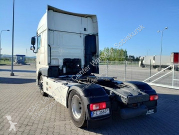 Cabeza tractora DAF