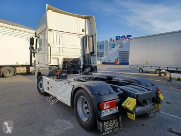 Cabeza tractora DAF