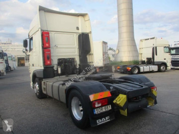 Cabeza tractora DAF