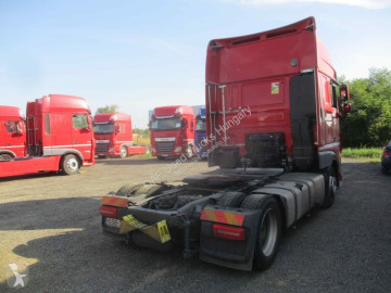 Traktor DAF XF 530 FT LOW DECK 4X2