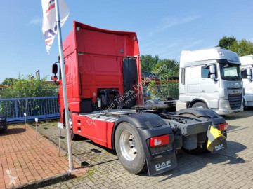Cabeza tractora DAF