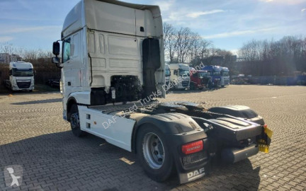 Cabeza tractora DAF