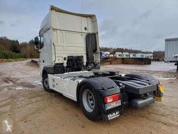 Cabeza tractora DAF