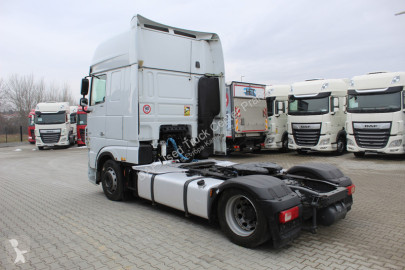 Cabeza tractora DAF