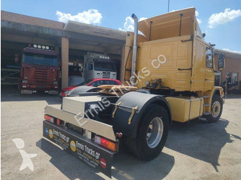 Tahač Scania T112