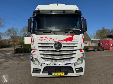 Tracteur Mercedes