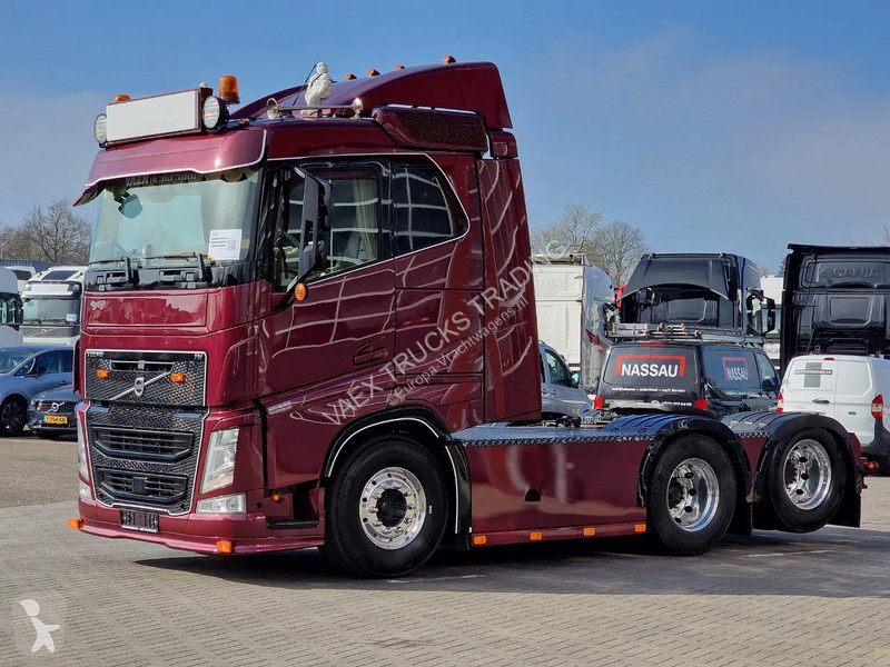Tahač Volvo 13540 Lowroof 6x2 - Show truck -...
