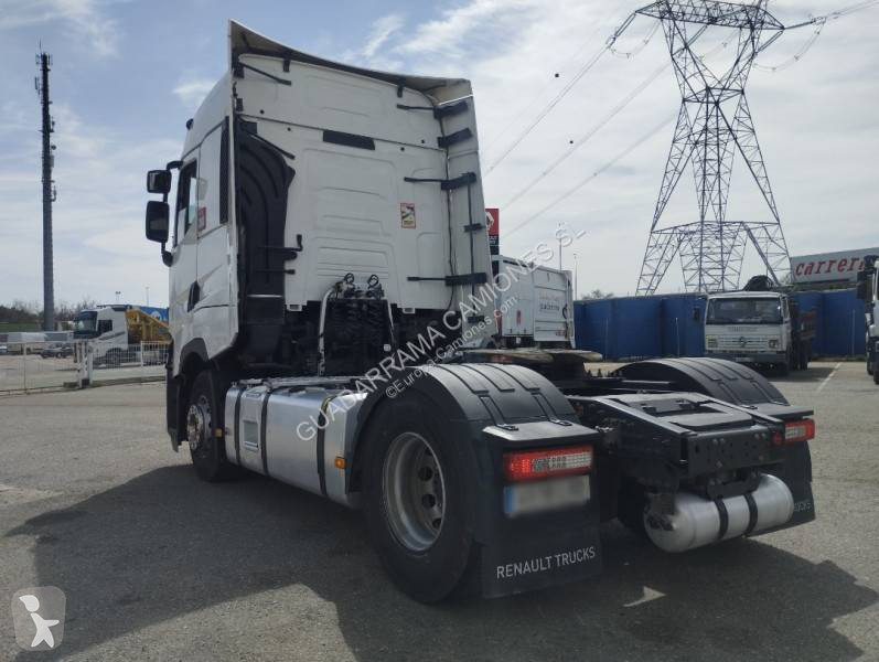Cabeza tractora Renault