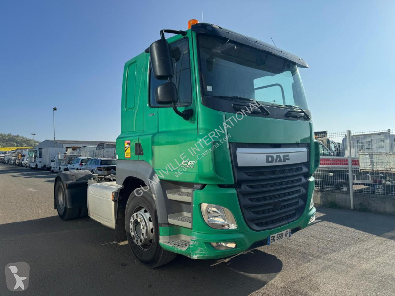 Traktor DAF 460