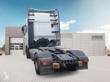 Traktor Iveco