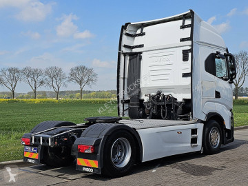 Tracteur Iveco