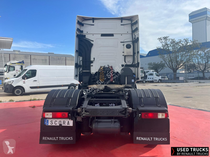 Traktor Renault