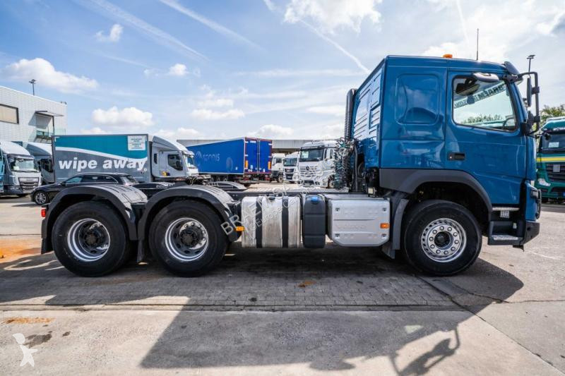 Traktor Volvo 460-6x4