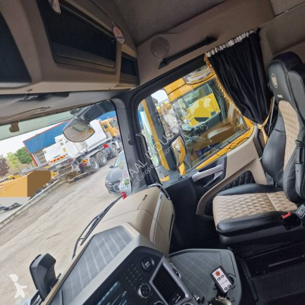 Traktor Mercedes