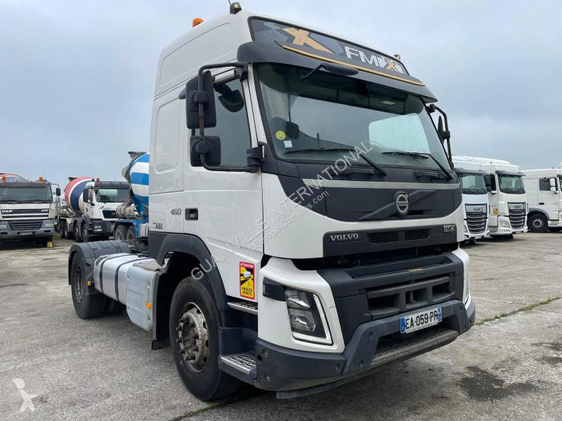 Tracteur Volvo 460