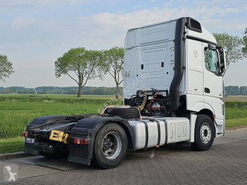 Traktor Mercedes