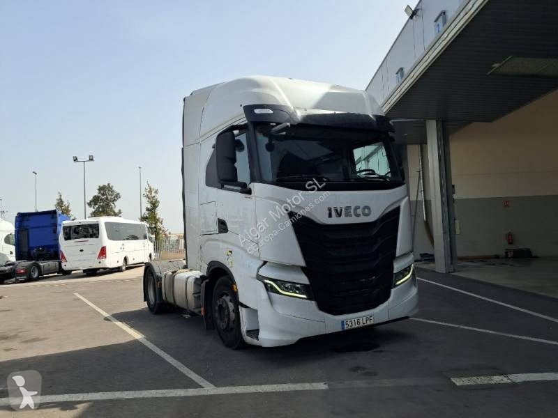 Tracteur Iveco