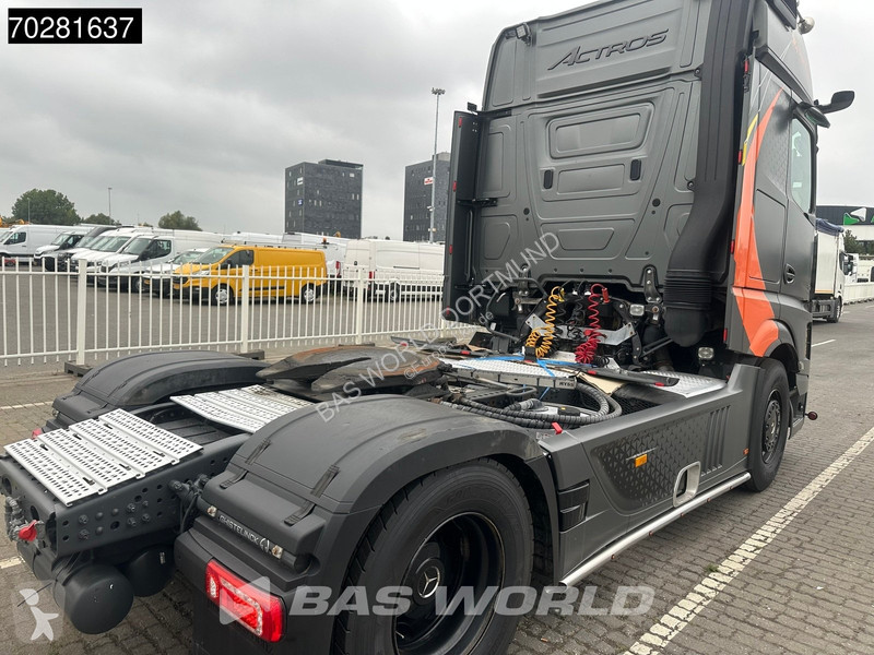 Traktor Mercedes 2163 4X2 Edition 2! GigaSpace...