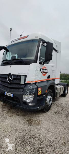 Cabeza tractora Mercedes