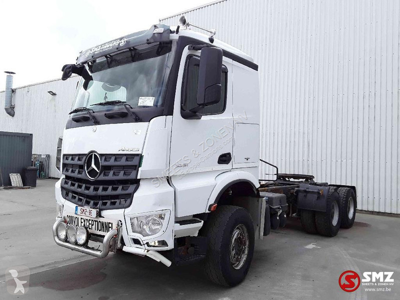 Traktor Mercedes 3351 lames steel