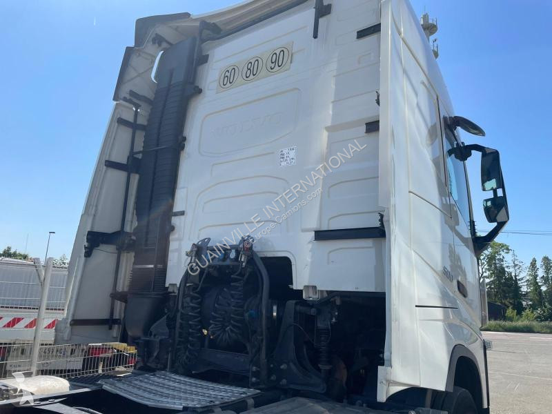 Tracteur Volvo 500