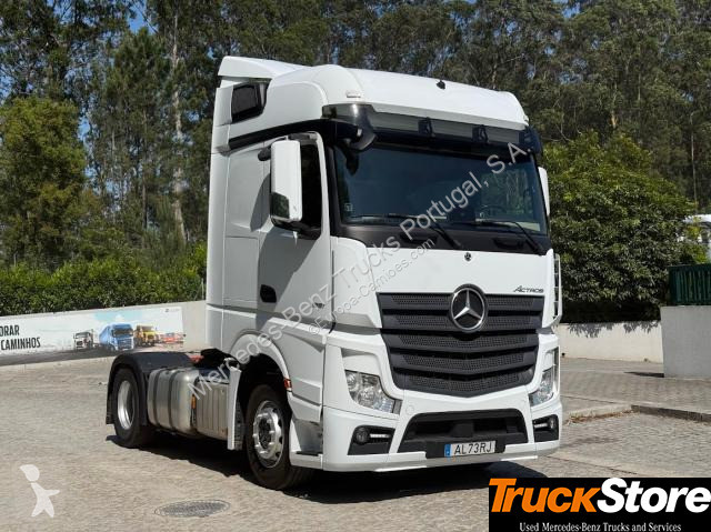 Traktor Mercedes 1851
