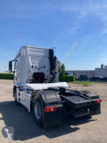 Tracteur Mercedes neuf