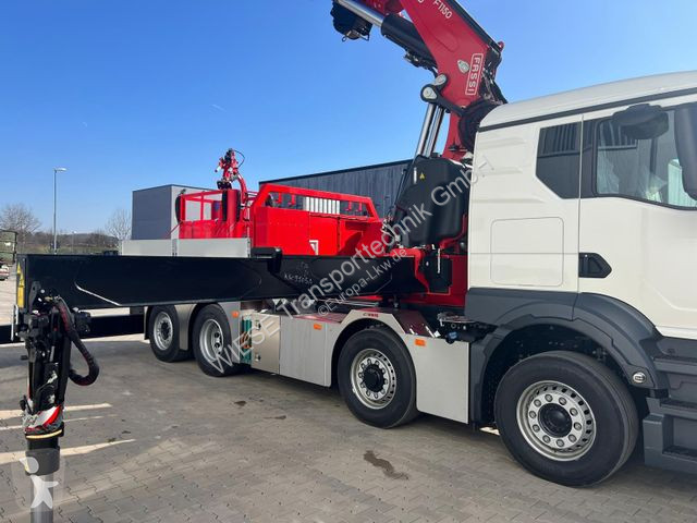 Traktor MAN MAN 8x4 Hydro mit 1150 inkl Jib und...