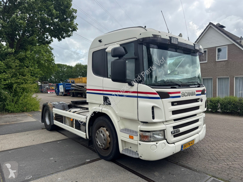 Trekker Scania P310 EURO 3 / AUTOMATIC 3 PEDAS