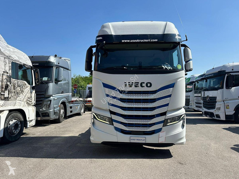 Traktor Iveco S-Way 570
