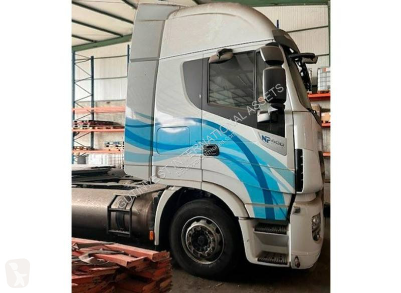 Traktor Iveco