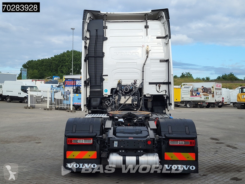 Tahač Volvo FH  4X2 LNG VEB+ ADR VDS I-ParkCool...