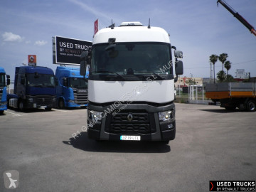 Tracteur produits dangereux / adr Renault