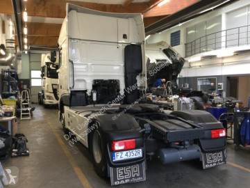 Cabeza tractora DAF