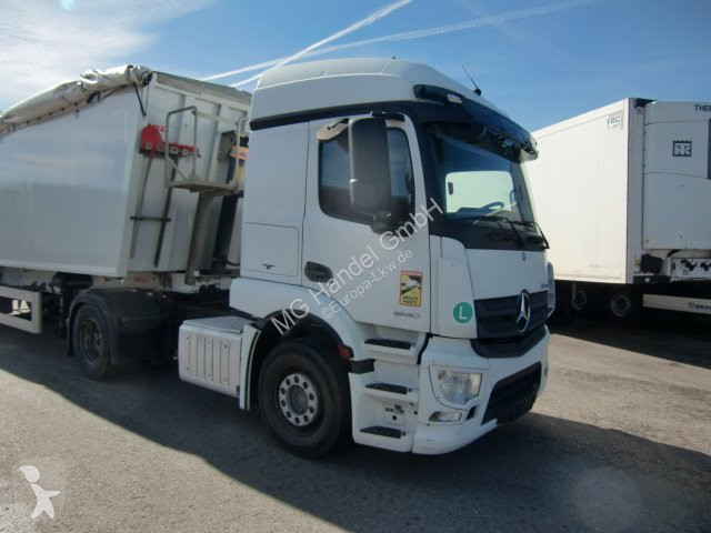 جرار Mercedes Actros 1845, MP4
