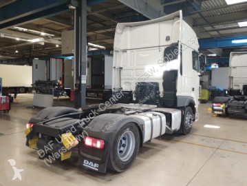 Cabeza tractora DAF