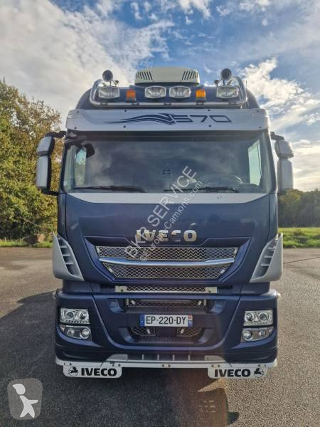 Tahač Iveco
