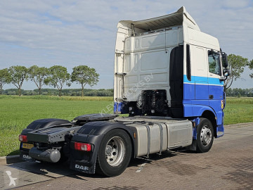 Cabeza tractora DAF