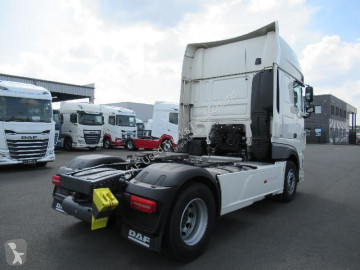 Cabeza tractora DAF