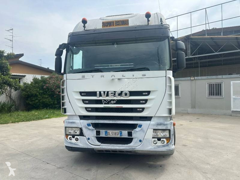 Traktor Iveco
