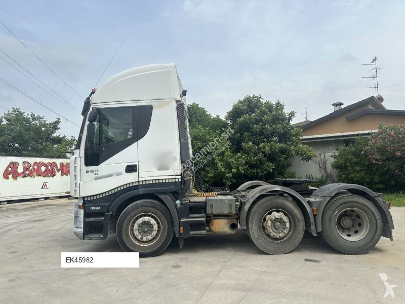 Traktor Iveco 560