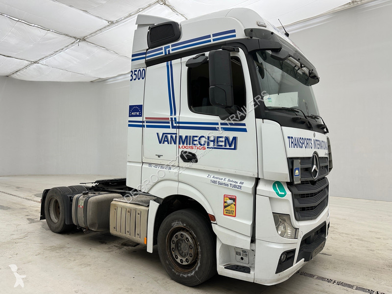 Traktor Mercedes 1842