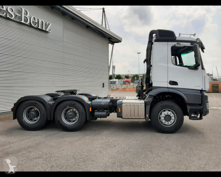 Traktor Mercedes AROCS TRATTORE