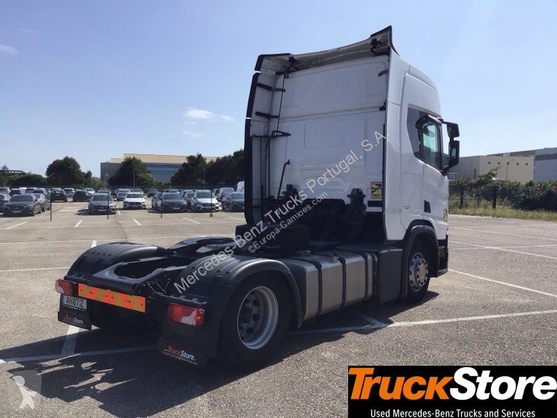 Traktor Scania 450