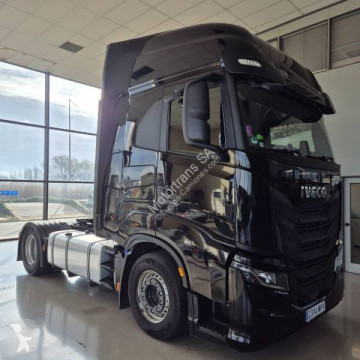 Cabeza tractora Iveco