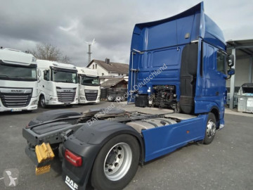 Cabeza tractora DAF