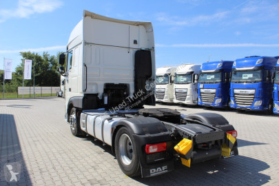 Cabeza tractora DAF