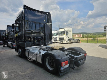 Cabeza tractora DAF